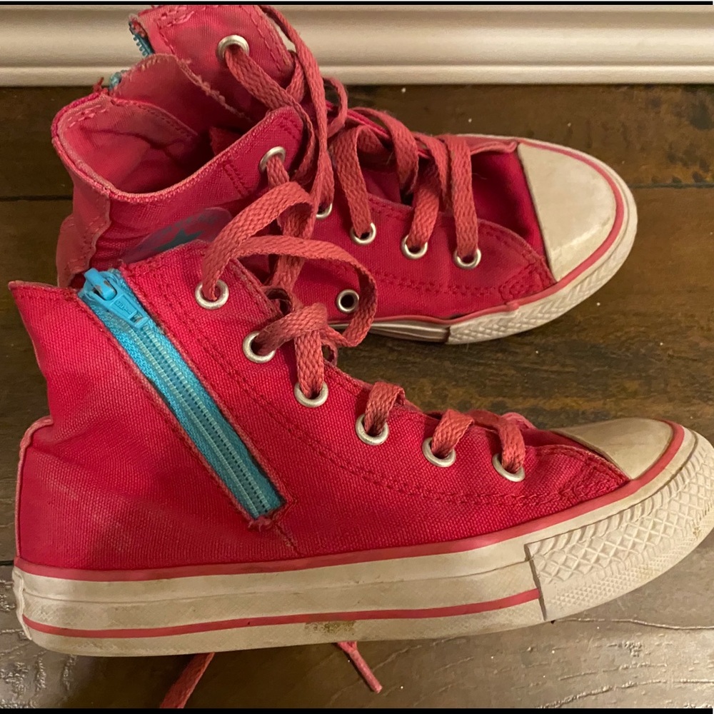 Girls Converse Chuck Taylor shoes size 13
